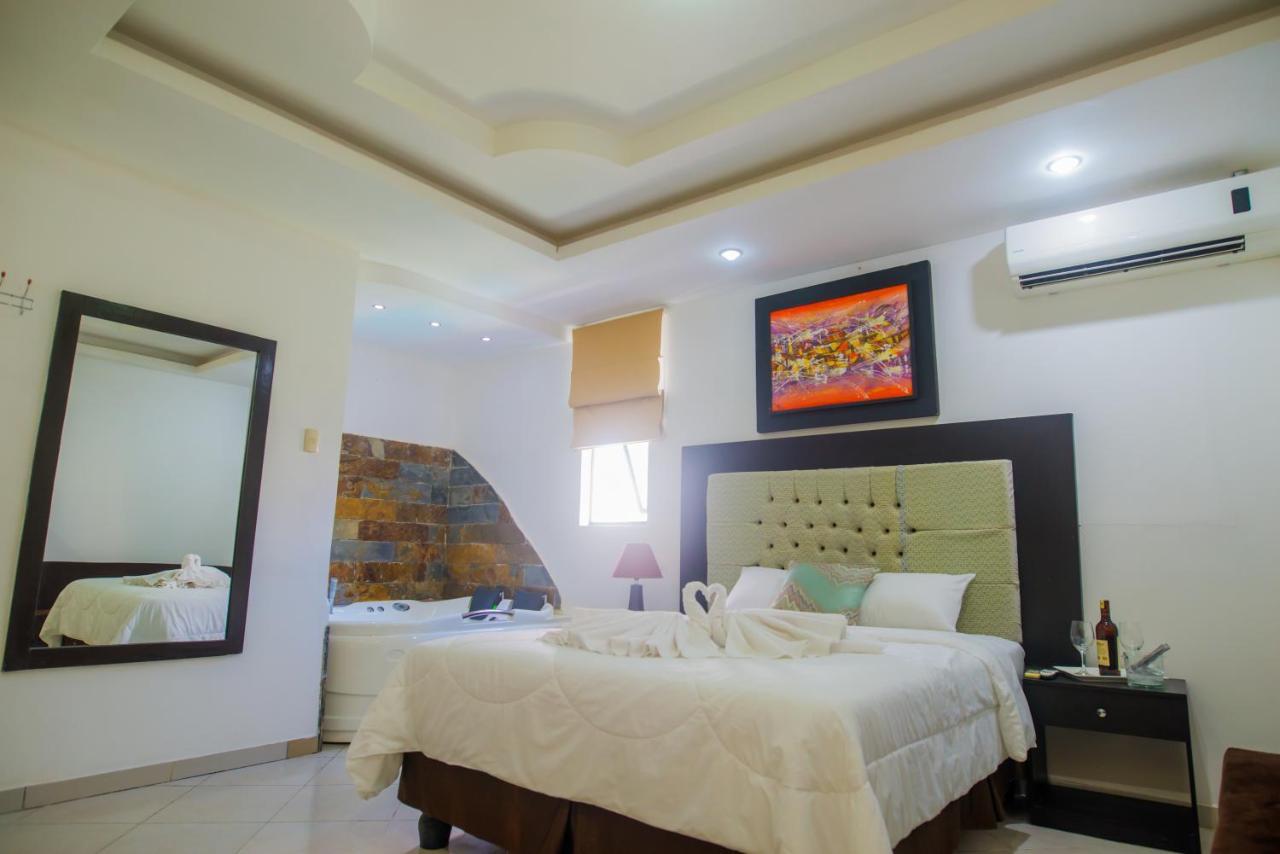 Hotel Presidente Beach Salinas Салинас Екстериор снимка